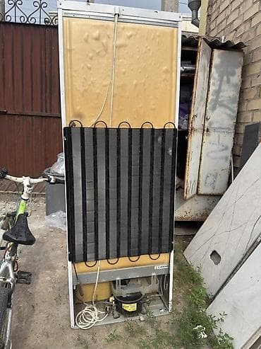 баня токолдош: Холодильник Indesit, Двухкамерный — 2