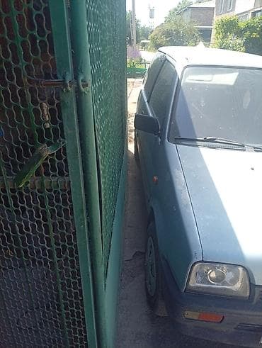 Daihatsu: Daihatsu Cuore: 1988 г., 0.8 л, Кол менен иштөөчү, Бензин, Купе — 3