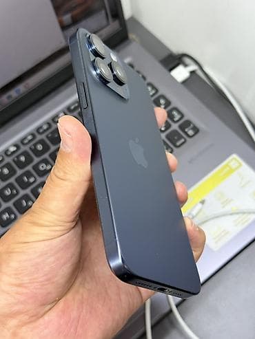 note 5: IPhone 15 Pro Max, Б/у, 256 ГБ, Blue Titanium, Зарядное устройство, Чехол, 100 % — 4