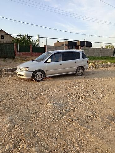 Унаа сатуу: Toyota Ipsum: 1997 г., Универсал — 7