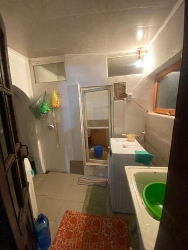 дом 3 ком: Үй, 70 кв. м, 3 бөлмө, Эски ремонт — 6