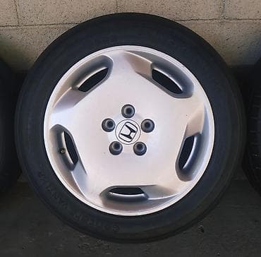 70 сом: Дөңгөлөктөр монтажда 215 / 60 / R 17, Жай, Колдонулган, Комплект, Жеңил унаалар, Куйма, тешиктери - 5 — 6