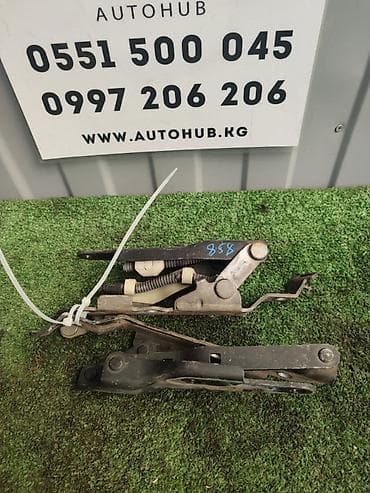 legacy b5: Петли капота Subaru, Оригинал — 1