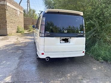 Honda Stepwgn: 2004 г., 2 л, Автомат, Газ, Вэн/Минивэн — 2