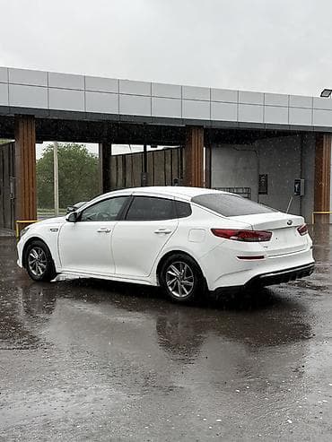 step 2: Kia K5: 2020 г., 2 л, Автомат, Газ, Седан — 6