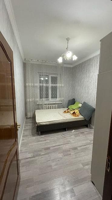 4: 2 комнаты, 65 м², 12 мкр 106 серия, 1 этаж — 1