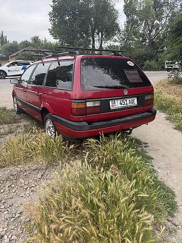Унаа сатуу: Volkswagen Passat: 1991 г., 1.8 л, Кол менен иштөөчү, Бензин, Универсал — 1