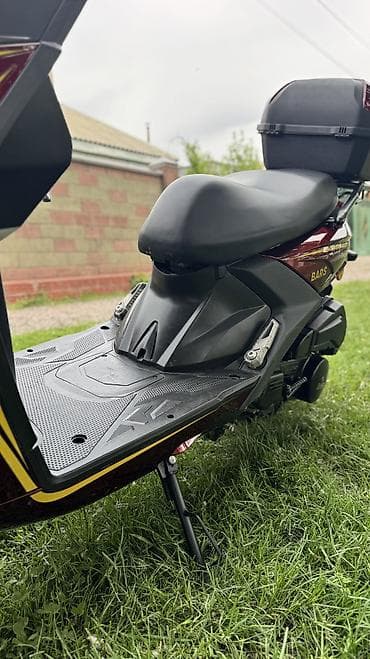 Тип скутера 150 куб. см, Бензин, Новый — 6