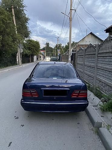 Продажа авто: Mercedes-Benz E-Class: 1999 г., 2.4 л, Автомат, Бензин, Седан — 4