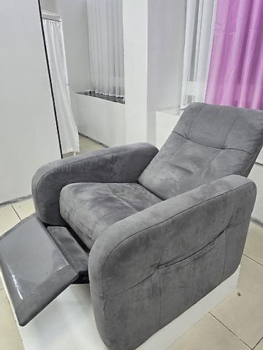 Рекламное оборудование: Реклайнер + на услугу в4 руки механическая мягкое, одноместное, в — 4