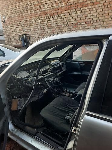 от w210: Разбор Mercedes-Benz E-Class W210 (седан, дорестайлинг, серебристый — 4