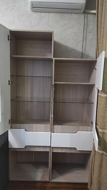 шкафы для посуд: Стенка-шкаф, Тип стенки-шкафа: Модульная, Для зала, Особенности: Для хранения посуды — 3