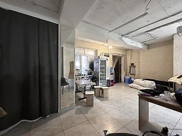 Продажа офисов: Продаётся коммерческое помещение в жилом доме! Мкр. Учкун . Ауэзова — 3