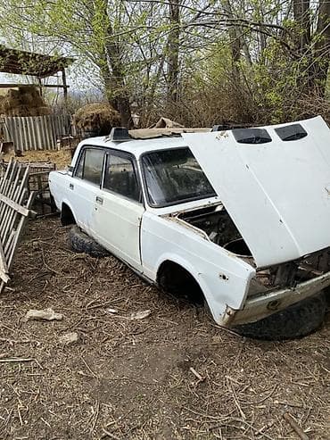накладка на глушитель: Семёрка кузов сатылат 2107 Состояние жакшы документ жок — 2