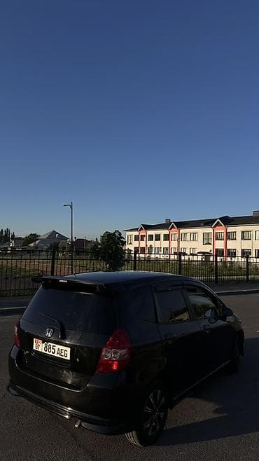 бампер на хонда фит: Honda Fit: 2003 г., 1.5 л, Автомат, Бензин, Хэтчбэк — 3