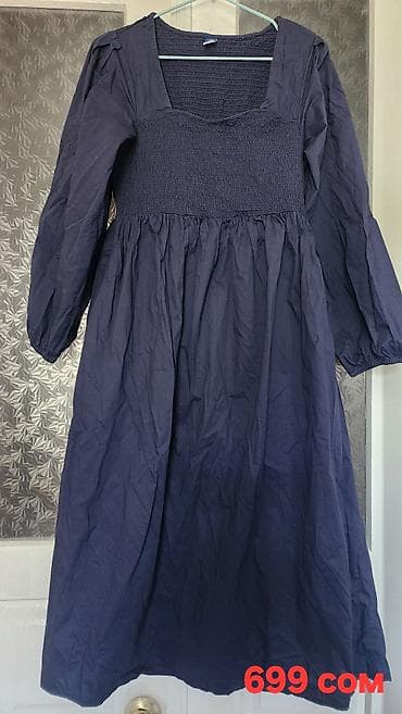 Айымдардын кийими: Платье миди темно‑синего цвета, old navy, носила 3 раза. - Размер — 1