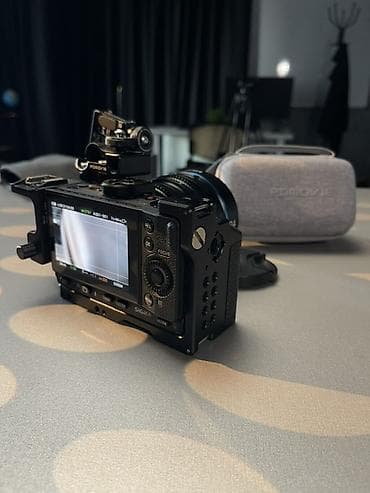 sigma 70200: Кинокомплект для съемки: камера SIGMA fp с обьективом Sirui 24mm t1.2 — 2