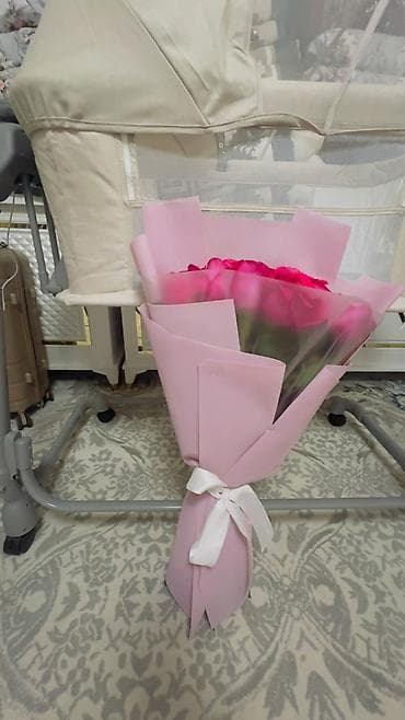 рожь: Букеты из живых цветов в нежной упаковке. - Розовый букет: плотные — 2