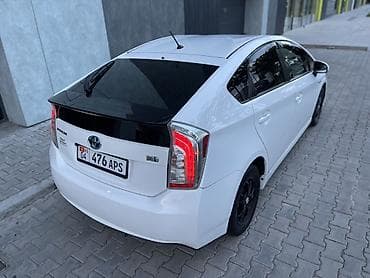 prius: Toyota Prius: 2013 г., 1.8 л, Автомат, Гибрид, Лифтбек — 4
