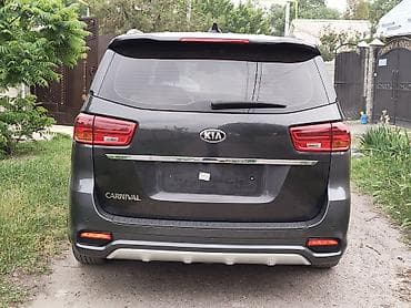 9: Kia Carnival: 2019 г., 2.2 л, Автомат, Дизель, Минивэн — 3