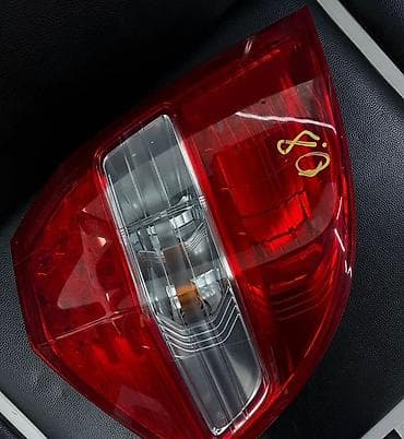 Задний левый стоп-сигнал Honda Б/у — 1