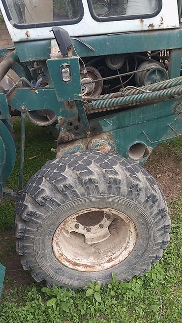 Газонокосилки: Комбайн сенокосилка E-302 
матор мтз-80
ост по ватсапу — 6