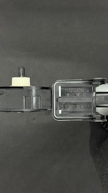 Автокосметика: Электр моторчосу Hyundai 2013 г., Жаңы, Оригинал lalafo.kg да — 4 Автокосметика: Электр моторчосу Hyundai 2013 г., Жаңы, Оригинал — 4