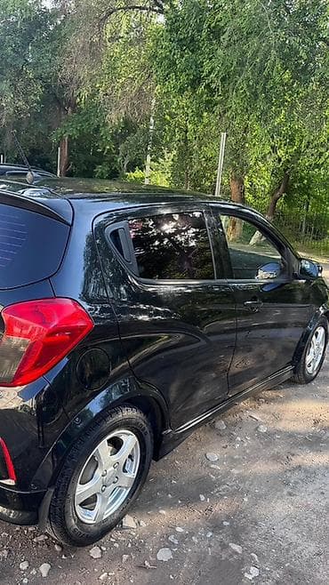 shevralet spark: Chevrolet Spark: 2016 г., 1 л, Автомат, Бензин, Хэтчбэк — 5