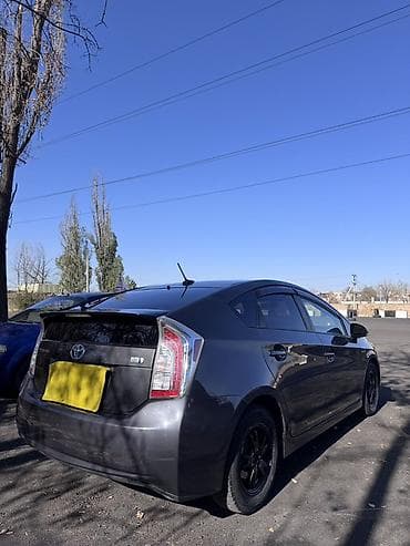 марк 3: Toyota Prius: 2012 г., 1.8 л, Вариатор, Гибрид, Лифтбек — 6