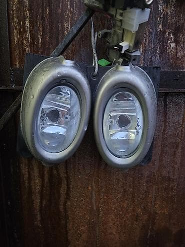 Пара противотуманных фар (левая + правая) хонда стрим Фит аккорд -