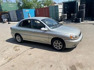 tayota progres: Седан компакт-класса, серебристый цвет, 4 двери, 5 мест. Легкосплавные — 2