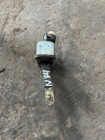 набор ключей в чемодане цена: Неизвестный ограничитель двери, Неизвестный дверной ограничитель — 3