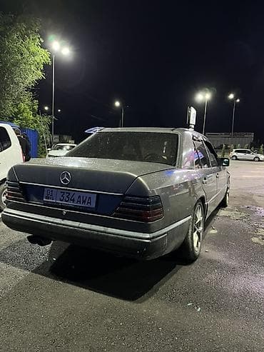 merc 211: Mercedes-Benz W124: 1992 г., 2.3 л, Седан — 4