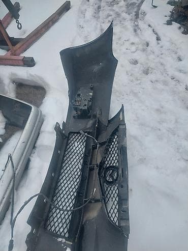 б4 80: Бампер Mazda, Б/у, Оригинал — 4