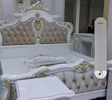 Инструменты: Продается спальная кровать с туалетным столиком в классическом стиле с — 2