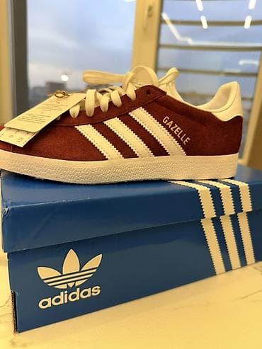 Кроссовки, 36, Adidas, Новый, цвет - Красный, Самовывоз, Платная доставка