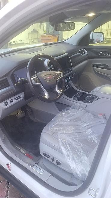 клим: GMC Acadia: 2021 г., Кроссовер — 4