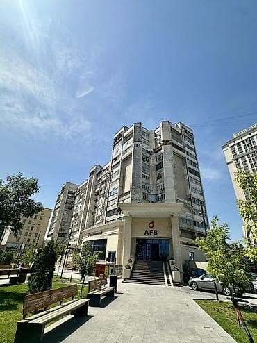 Недвижимость: 1 комната, 33 м², Цум Индивидуалка, 11 этаж, Старый ремонт — 7
