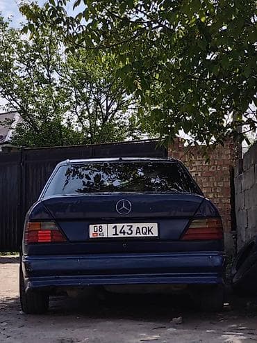 е 190: Mercedes-Benz W124: 1991 г., 2 л, Автомат, Бензин, Седан — 3