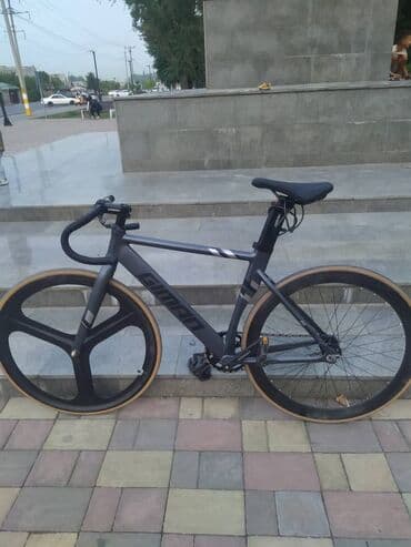 купить спортивную резину для тренировок: Шоссейный велосипед, Рама M (156 - 178 см) — 1