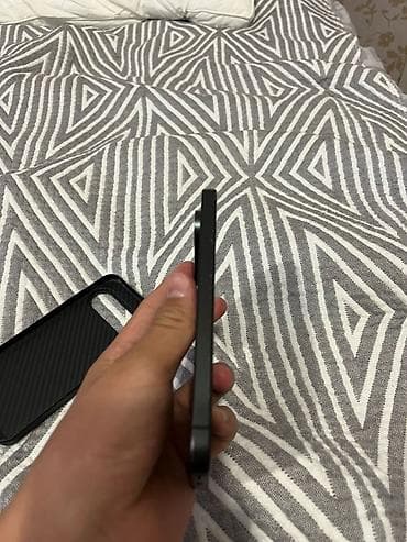 pixel xl: Google Pixel 9, Б/у, 128 ГБ, цвет - Черный, 1 SIM — 3