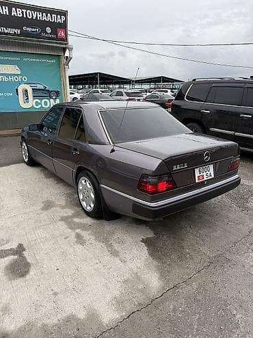 вента машына: Mercedes-Benz E-Class: 1992 г., 2.2 л, Механика, Бензин, Седан — 2
