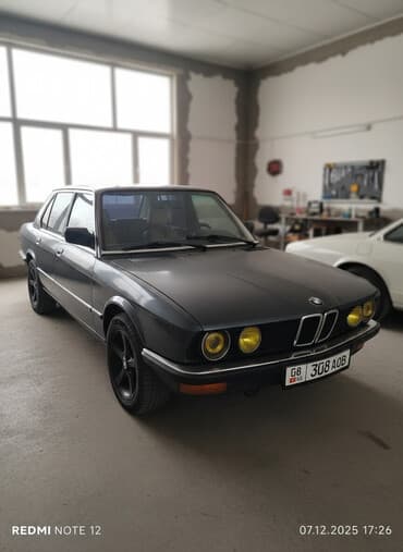 BMW: BMW : 1985 г., Механика, Седан — 1