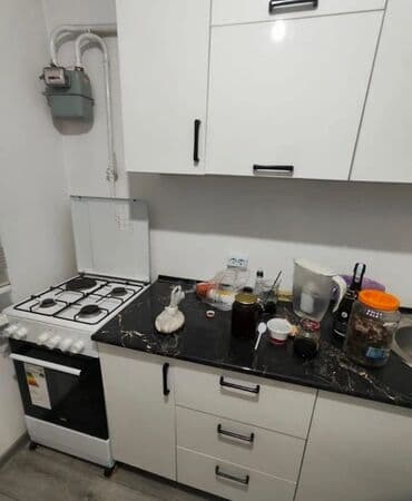 ищу квартиру азия мол 1 ком с поселения: 1 комната, 32 м², 104 серия, 3 этаж, Косметический ремонт — 3