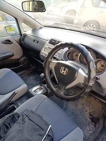 magi: Honda Fit: 2005 г., 1.3 л, Автомат, Бензин, Хэтчбэк — 1
