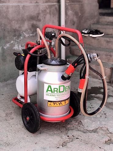 доильный опорат: Продаю турецкий доильный аппарат в идеальном состоянии почти новый — 1