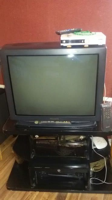 Телевизор панасоник 72 гао брал за 1500$ Япония отдам за 7000