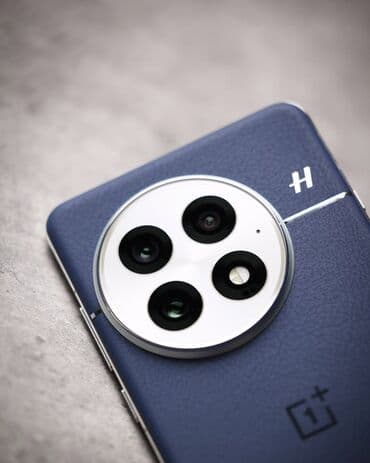 oneplus 13 цена в бишкеке: OnePlus 13, Жаңы, 512 ГБ, түсү - Көк, 2 SIM, eSIM — 7