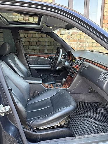 skyline r32: Mercedes-Benz E-Class: 1998 г., 3.2 л, Автомат, Бензин, Седан — 9