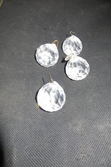 цветные лампы: Люстра б/у разборная, цвет желтого металла, шары гранённые для — 2